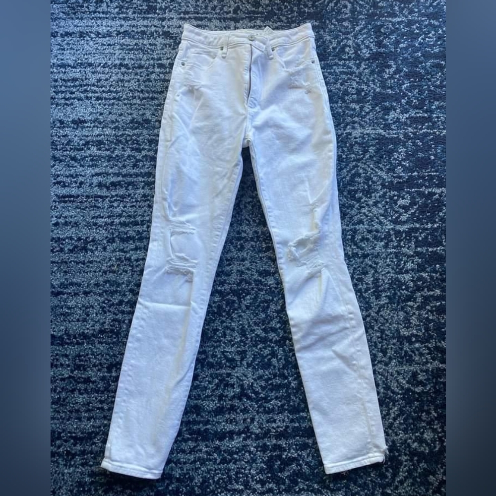 Ambercrombie White jeans